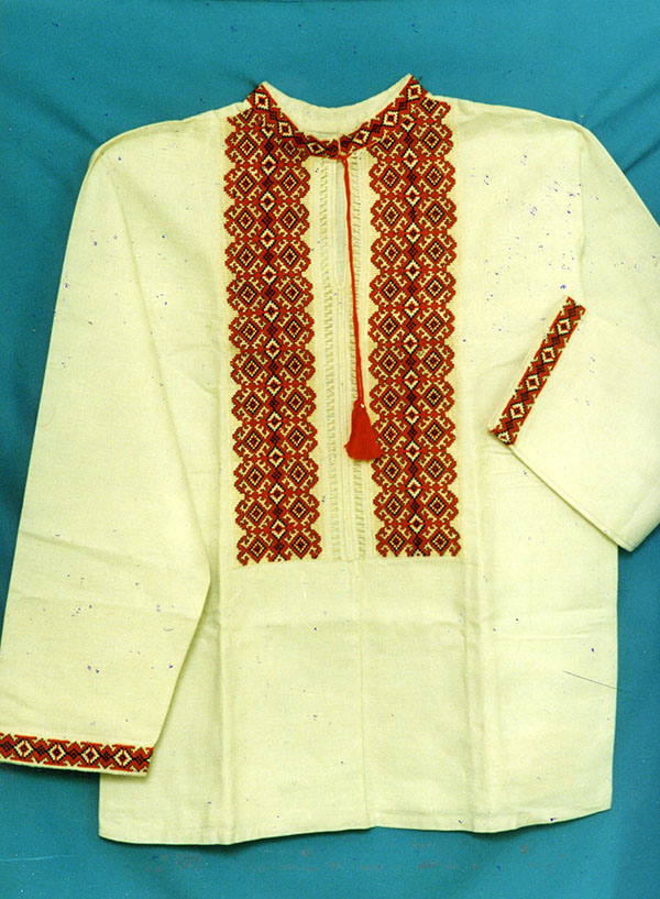 Сорочка «Синова». 1996. Льон, хрестик, мережка